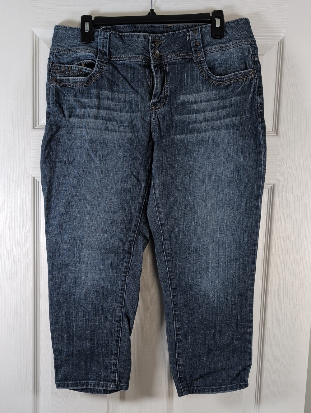 Apt. 9 Women's Dark Blue Cropped Stretch Jeans